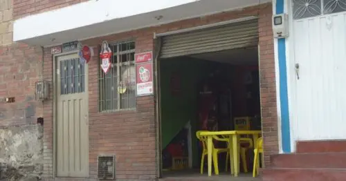 TIENDA DE BARRIO CARRERA 13A ESTE TIENDA DE BARRIO CARRERA 13A ESTE
